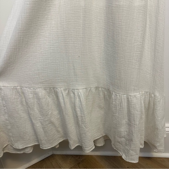 Shop Neighbor White Maxi Dress - Picture 8 of 11